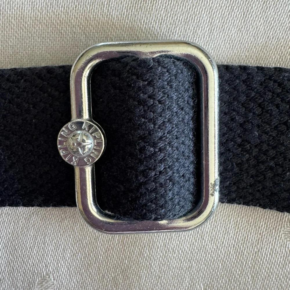 Kipling Callie Crossbody Bag - Navy with Silvertone Hardware. 
Great Bag! 💙🩶 - Picture 4 of 12
